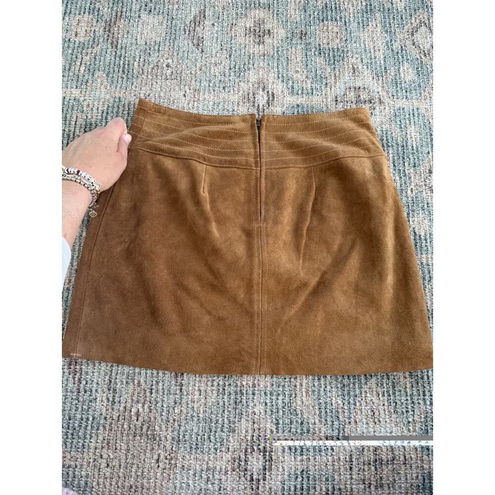 Free People Brown Faux Suede Mini Skirt Size 2 Boho Western Embroidered Pockets - Picture 2 of 3